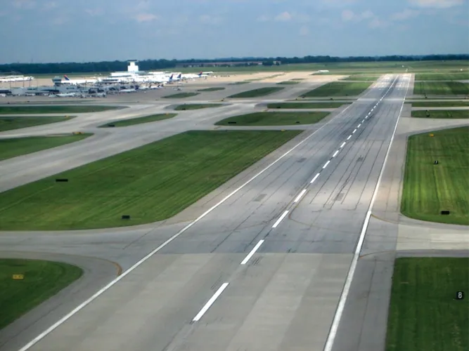 کاربرد سیمان الاستیک در روسازی و باند فرودگاه